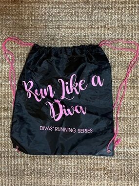 Divas Running Series Drawstring Backpack Bag